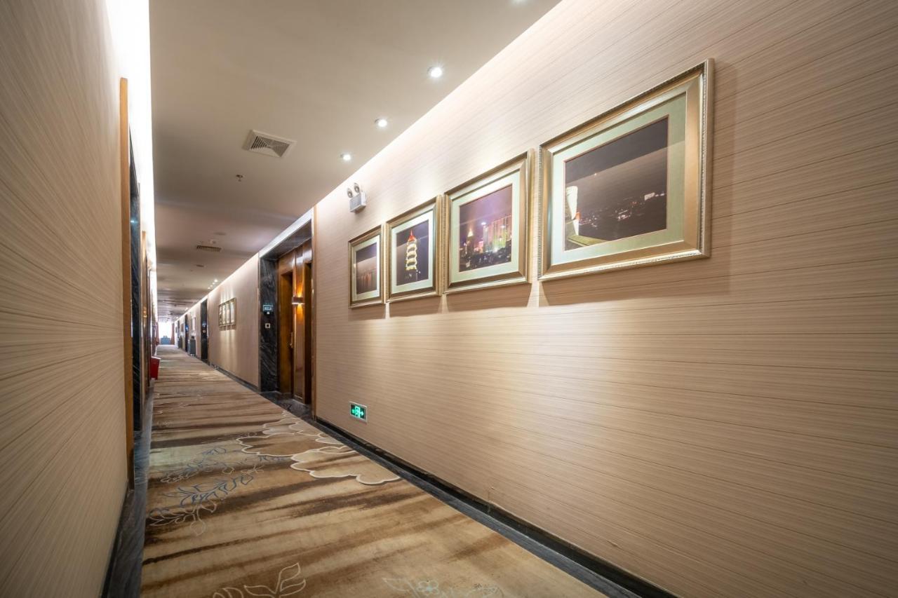 Relteem Hotel Zhongshan  Exterior photo